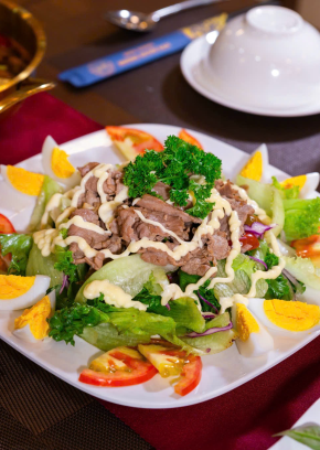 Nhà Hàng Những Người Bạn 