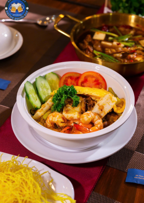 Nhà Hàng Những Người Bạn 